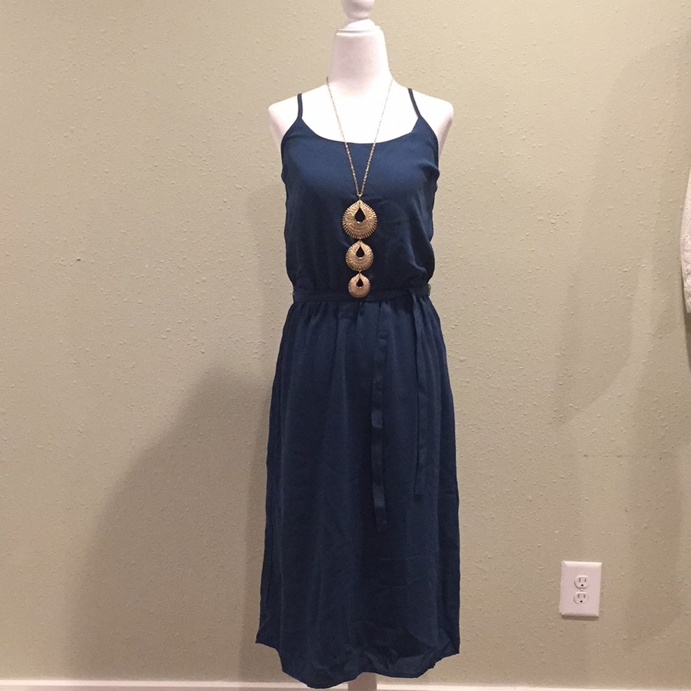Old Navy NWT - midi dress